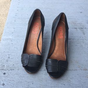 Michael Kors Leather Heels open toe size 7.5